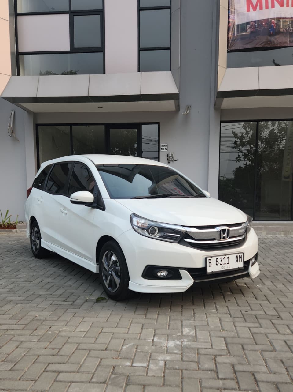 Honda MOBILIO E CVT